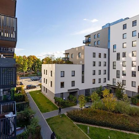 Warsaw Ulrychow Apartment With Parking By Renters Bagian luar foto